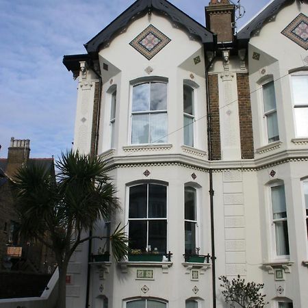 Number One B&B Deal Luaran gambar